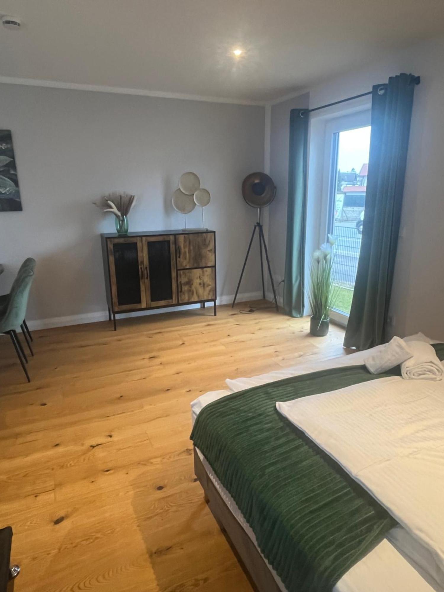 Апартаменти Uniqe I 90Qm I Terrasse Розенгайм Екстер'єр фото